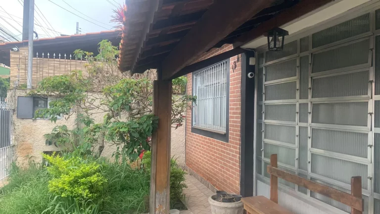 Imagem Casa com 3 dormitórios à venda, 204 m² por R$ 700.000,00 - Centro - Poá/SP