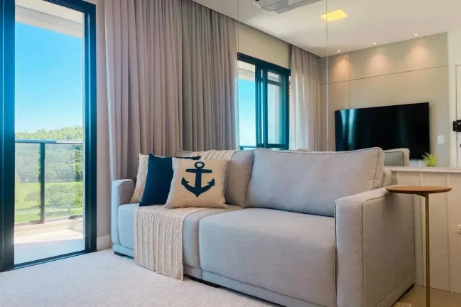 Imagem Apartamento mobiliado com 3 dormitórios sendo 2 suítes a 350m da Praia | Gov Celso Ramos/SC