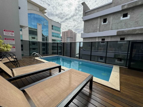 Imagem Apartamento mobiliado com 3 suítes e 2 vagas de garagem no bairro Perequê em Porto Belo