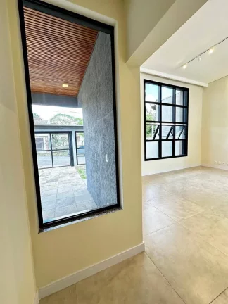 Imagem Casa 167m2, 3 quartos sendo 1 suíte, terreno 12x25m, piscina, Sapucaia