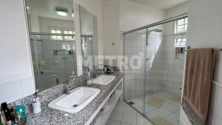 Imagem Venda, CASA, 3 quartos, sendo 02 suítes, uma com closet, piscina com 14m