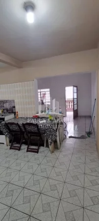 Imagem São 2 Casas 125m², Com 5 e 4 Cômodos, Laje, Escritura, 1 Vaga, 1 Quadra da Av. Pres. Castelo Branco no Jardim Zaíra, Mauá-SP