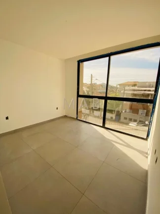 Imagem Excelente oportunidade: Casa à venda em Florianópolis-SC, bairro Ingleses do Rio Vermelho, 2 suítes MASTER, sala estar/jantar e muito mais!