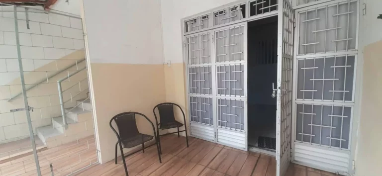 Imagem Casa à venda no Santo Antonio - 4/4, Suíte, Varanda, Sul - Consulte Agora!