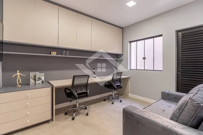 Imagem Casa 4 Quartos, 3 Suítes em Condomínio Fechado | Vargem Pequena | 202m²