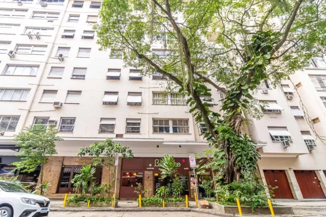 Imagem Viva com sofisticação em 230m² de puro luxo em Copacabana! Imagem Viva com sofisticação em 230m² de puro luxo em Copacabana!