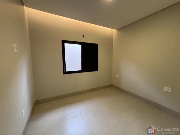 Imagem Casa Alto Padrão à Venda no Campos Elíseos em Patos de Minas – 3 Quartos, Piscina e Área Gourmet