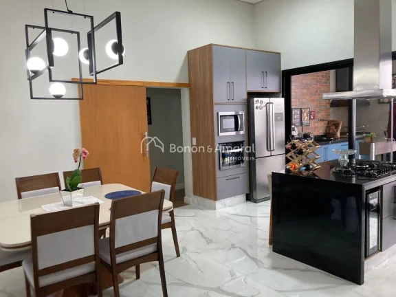 Imagem Linda casa no Condomínio Madre Maria Villac, em Valinhos, com 253m² de construção em um terreno ...