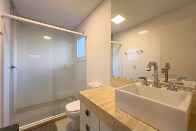 Imagem Casa de condomínio à venda em Xangri-Lá, Centro, com 4 quartos, 368m²