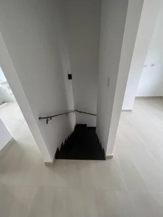 Imagem CASA COM 2 DORMITÓRIOS À VENDA, 47 M² POR R$ 260.000,00 - MIRIM - PRAIA GRANDE/SP