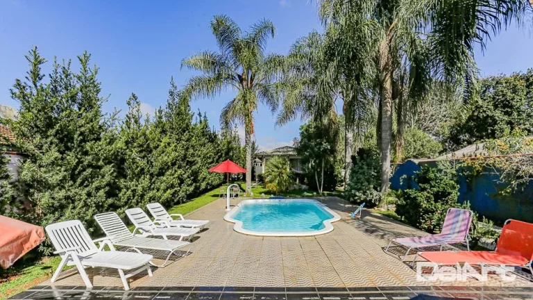 Imagem Residência Paradisíaca inteira mobiliada - com 337m² de Puro Conforto e Beleza Natural em localização privilegiada de Rio Negro