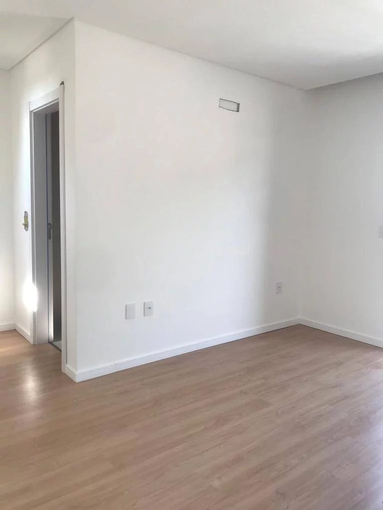 Imagem Geminado Sobrado Floresta uma suite e dois dormitorios