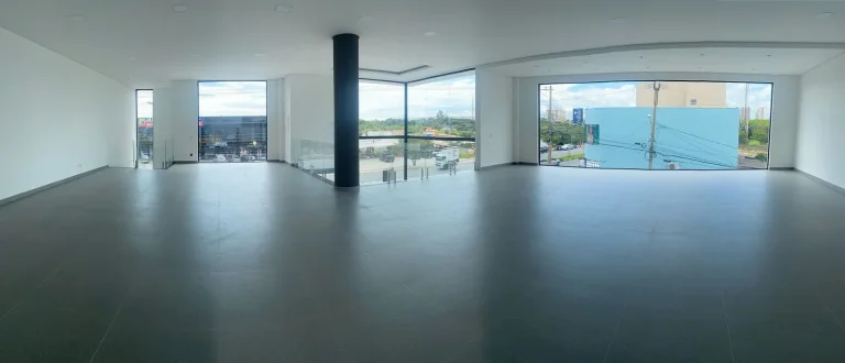 Imagem Prédio Comercial de Alto Padrão para Locação em Votorantim-SP, Parque Bela Vista: 2 Salas, 3 Banheiros, 10 Vagas, 724 m².