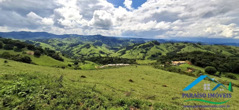 Imagem Terreno Rural dos Sonhos: Cachoeiras, Bares e uma Vila Charmosa