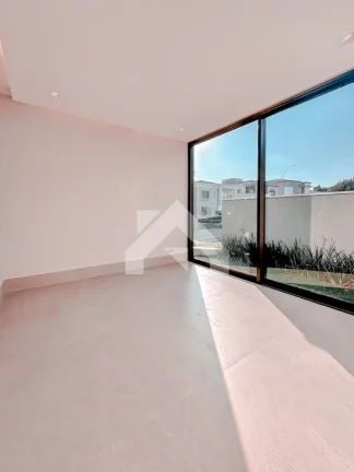 Imagem Casa de Condomínio em Alphaville - Barueri