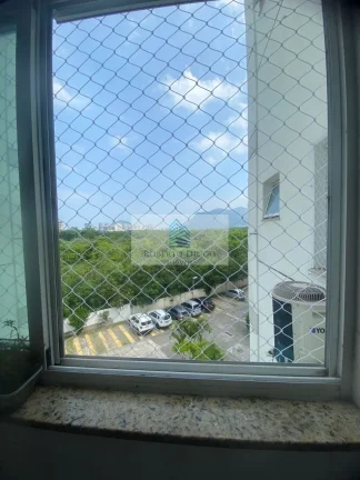 Imagem Imperdível! Apartamento à venda no Recreio dos Bandeirantes, Rio de Janeiro-RJ, com 3 quartos, 2 suítes, 1 sala, 3 banheiros, 2 vagas de garagem e 93m2.