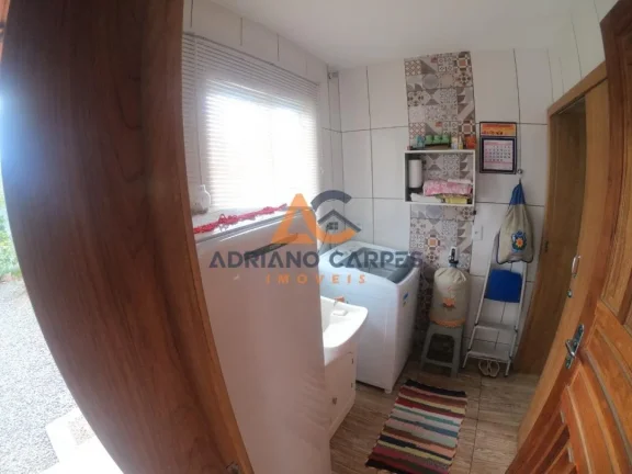 Imagem Casa com 3 dormitórios, sendo 1 suíte, na praia de Itajúba em Barra Velha / SC Adriano Carpes Imóveis vende