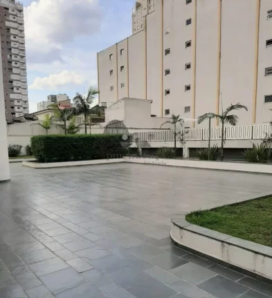 Imagem Apartamento no Sumaré com 3 quartos (01 suí­te) e 03 vagas, 136m2