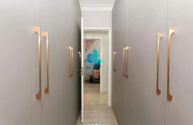 Imagem Apartamento de Alto Padrão com Espaços Amplos e Iluminação Natural