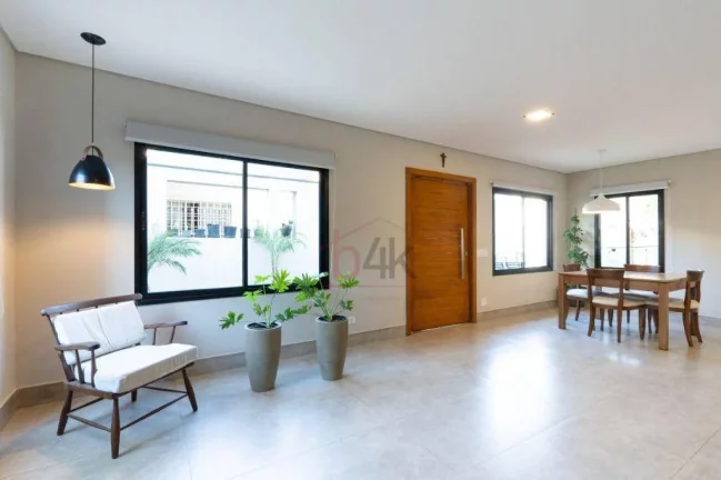 Imagem Casa de Vila no Brooklin: O Refúgio de 188m² na Av. Portugal