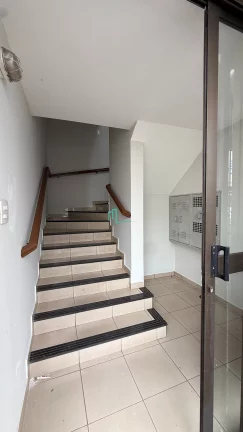 Imagem Excelente sala comercial disponível para locação na rua voluntários da franca ao lado da praça da catedral de Franca/SP