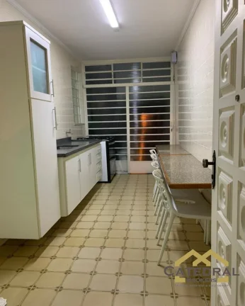 Imagem Casa a venda com 3 Quartos (1 Suíte) - Malota - Jundiaí/SP