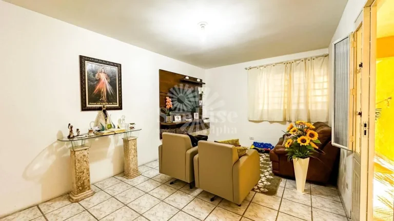 Imagem Casa à Venda - 180 m² AC - 125 m² Terreno - 3 quartos R$650.000 - R. Jacaratinga Campo Limpo