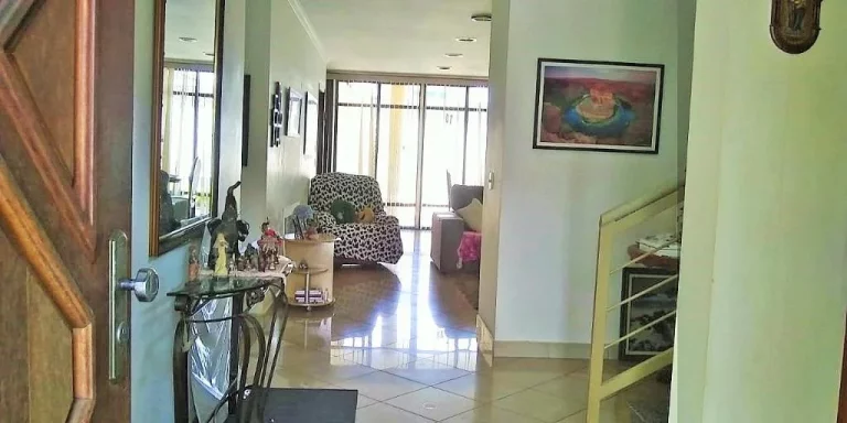 Imagem Sobrado com 6 dormitórios à venda, 426 m² por R$ 2.100.000,00 - Jardim Residencial Suzano - Suzano/SP