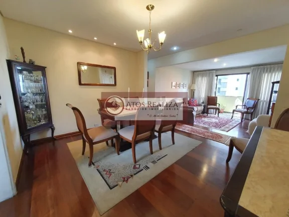 Imagem Vendo SUPER Apartamento na região do Morumbi, um excelente imóvel de 211m², com 3 Dormitorios grandes, sendo 1 Suíte com varanda, Sala de estar e Jantar, Cozinha, Lavanderia com dependência de empregada, banho Social e Lavabo, 3 vagas de garagem cobertas,