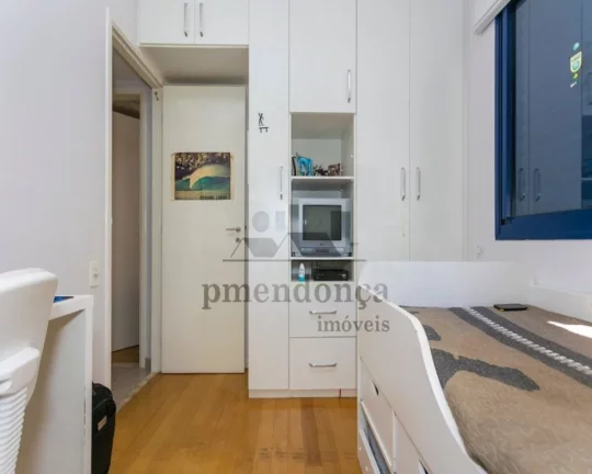 Imagem Apartamento com piso frio, living para 02 ambientes, varanda, 03 dormitórios sendo 01 suíte, close...