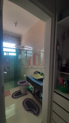 Imagem Imperdível Casa à Venda no Centro de Franco da Rocha-SP: 2 quartos, 1 suíte, 1 vaga de garagem, 100m² de área!