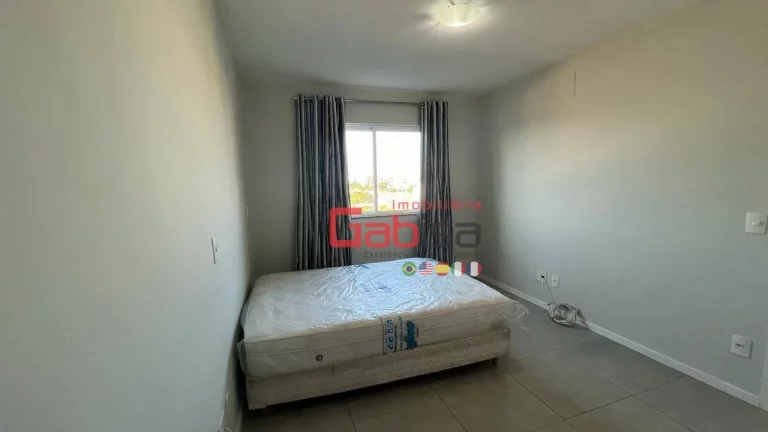 Imagem Apartamento com 2 dormitórios à venda, 75 m² por R$ 450.000,00 - Braga - Cabo Frio/RJ