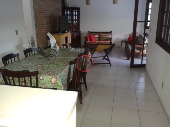 Imagem CASA AMPLA COM 4 DORMITÓRIOS, SENDO 1 SUÍTE, QUINTAL, PISCINA AREA GOURMET, EM EXCELENTE LOCALIZAÇÃO A VENDA EM BOISSUCANGA