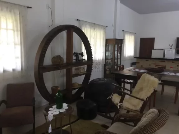 Imagem Sítio em perfeito estado na área rural de Camboriú