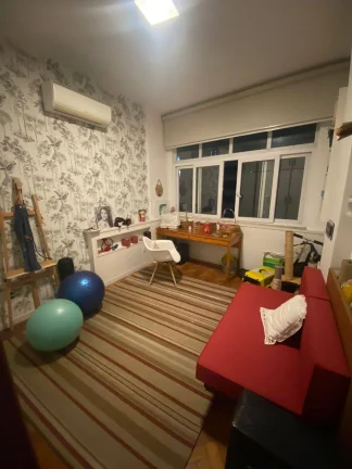 Imagem CASINHA DE BONECA TODO REFORMADO QUADRA DA PRAIA E METRÔ