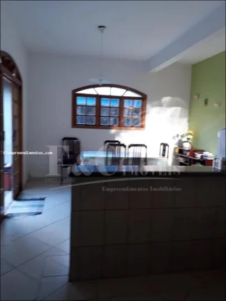 Imagem Casa / Sobrado para Venda em Itanhaém, Jardim Marilu, 4 dormitórios, 2 banheiros