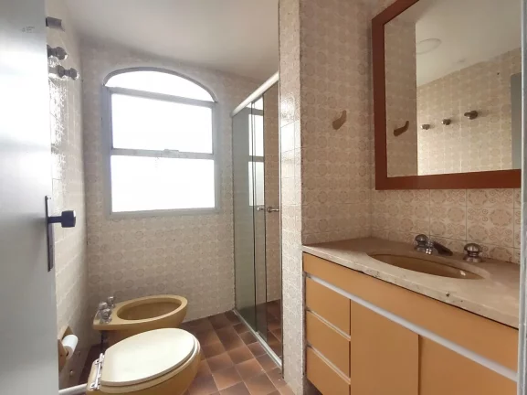 Imagem Apartamento com 2 dormitórios (1 suíte) , Dependência completa de serviço, 01 Vaga de garagem, em Perdizes, Portaria 24 hs com Segurança, Gerador