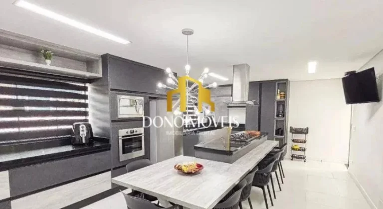 Imagem Casa com 3 Suítes | 8 Vagas | Piscina e Área Gourmet