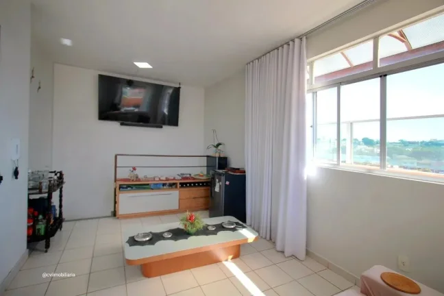 Imagem Cobertura aconchegante com 150m², localizada na Rua Carmésia, no bairro Santa Inês, em Belo Horiz...