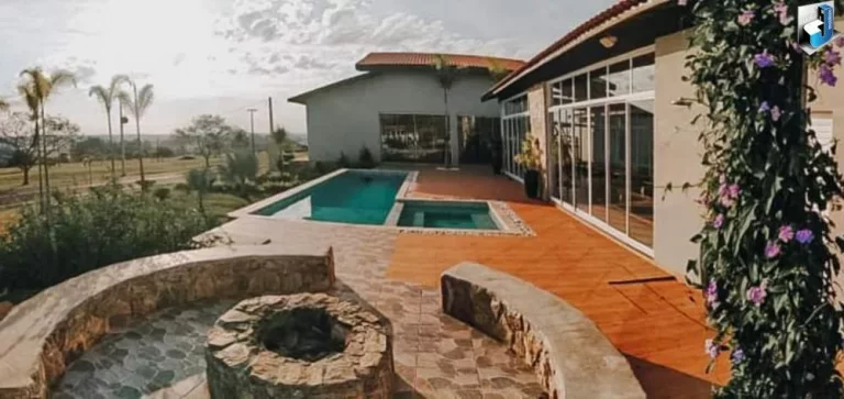 Imagem Incrível casa a venda no condomínio Riviera de Santa Cristina XIII