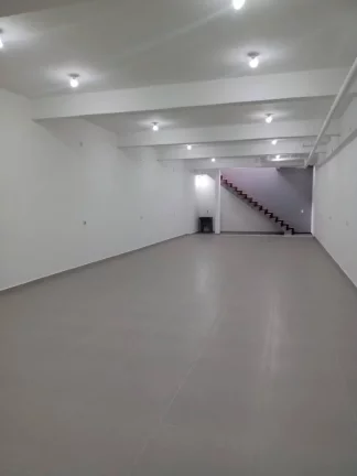 Imagem Alugo Salão Comercial com subsolo NOVO!
