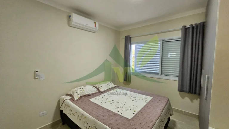 Imagem Chácara de Luxo em Condomínio à Beira da Represa em Piracaia-SP