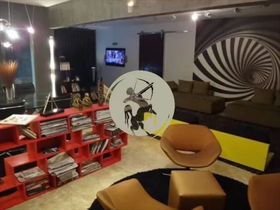 Imagem APARTAMENTO COM VISÃO LATERAL PARA O MAR, MODERNIZADO, COM CONCEITO DE AMBIENTES INTEGRADOS. SALA D...
