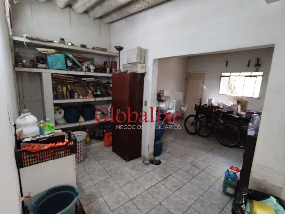 Imagem Excelente Casa para Reforma à venda com 270m², 3 dormitórios e 3 vagas no bairro da Aparecida em Santos por R$ 1.800.000,00