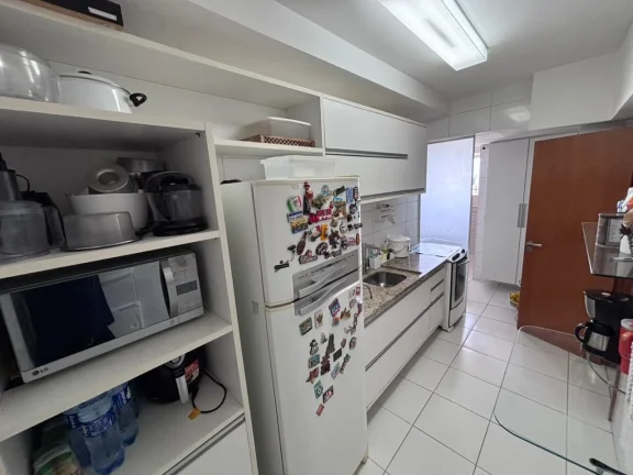 Imagem Amplo Apartamento no Pituba em Salvador Novo