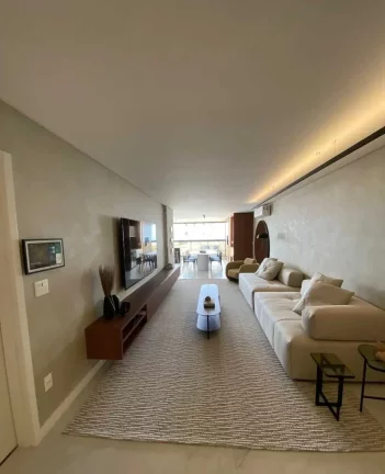 Imagem Apartamento semi mobiliado com 3 suítes e 2 vagas de garagem na Praia Brava em Itajaí