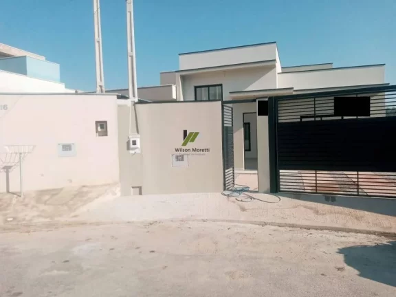 CASA NOVA EM ÓTIMA LOCALIZAÇÃO
