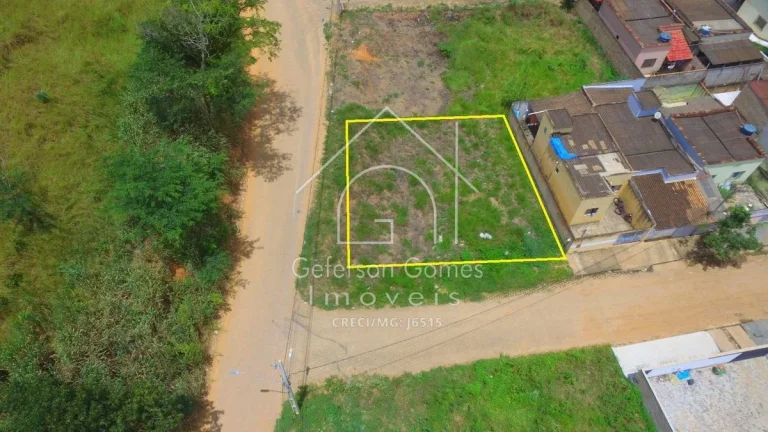 Imagem Lote à Venda - Com 306,01 M² - São Bernardo - Mantena - MG
