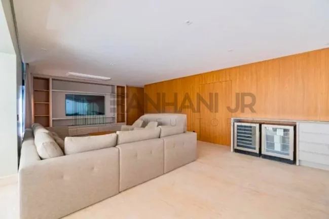 Imagem Apartamento de alto padrão no Jardim Paulista: 3 quartos, 3 suítes, 3 salas e 4 vagas de garagem!