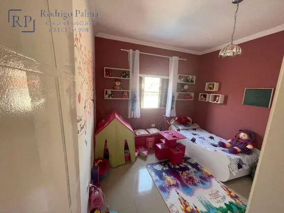 Imagem Belíssima casa à venda na zona Leste de São José dos Campos